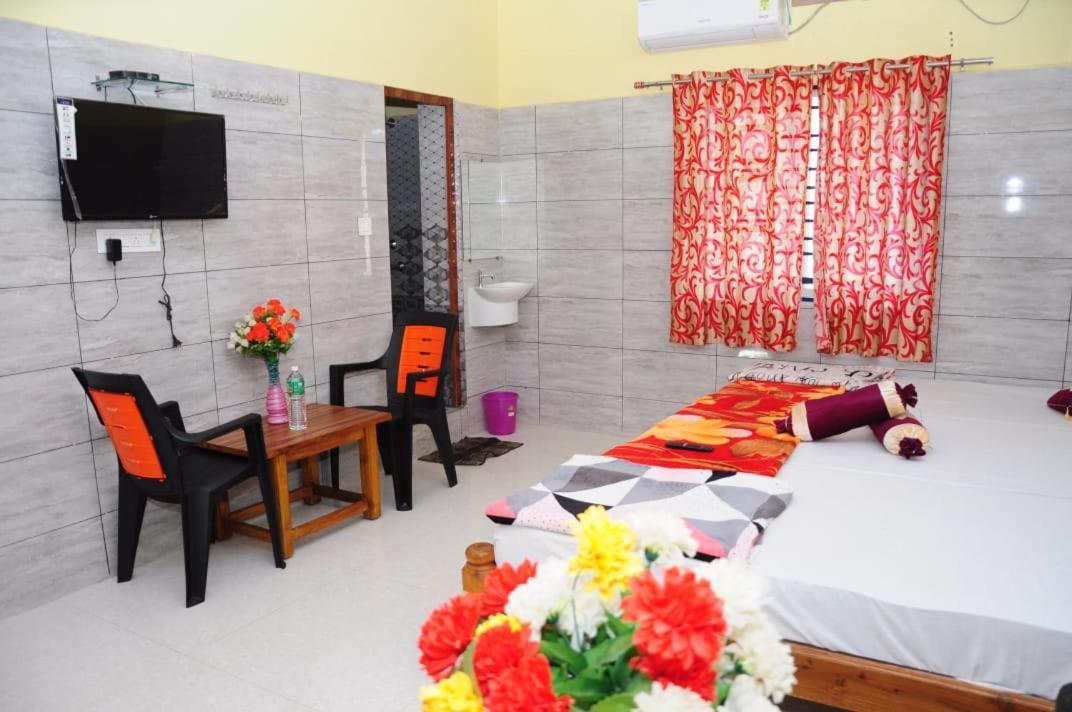 Aryan Residency Villa Mavalli ภายนอก รูปภาพ